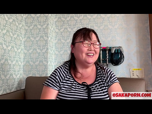 ❤️ Mama japoneză grasă își arată sânii uriași și se bucură de o jucărie sexuală. O mamă asiatică de 51 de ani vorbește despre experiența ei sexuală. Yukiko 1 OSAKAPORN milf grasă. ️❌  at us ro.filmexxx18.ru ❌️