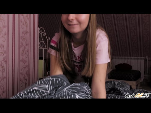 ❤️ Blondina îi suge adânc prietenei ei și primește spermă în gură ️❌  at us ro.filmexxx18.ru ❌️